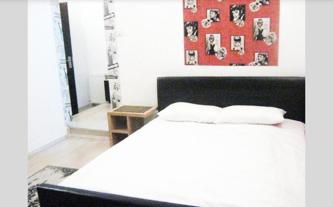 Piata Sfatului House Hotel บราชอฟ ภายนอก รูปภาพ